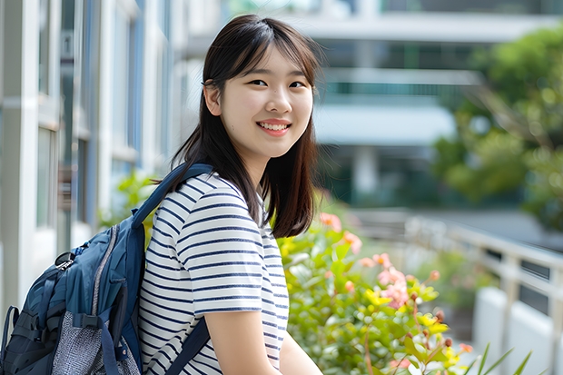 二本大学学费一年是多少？